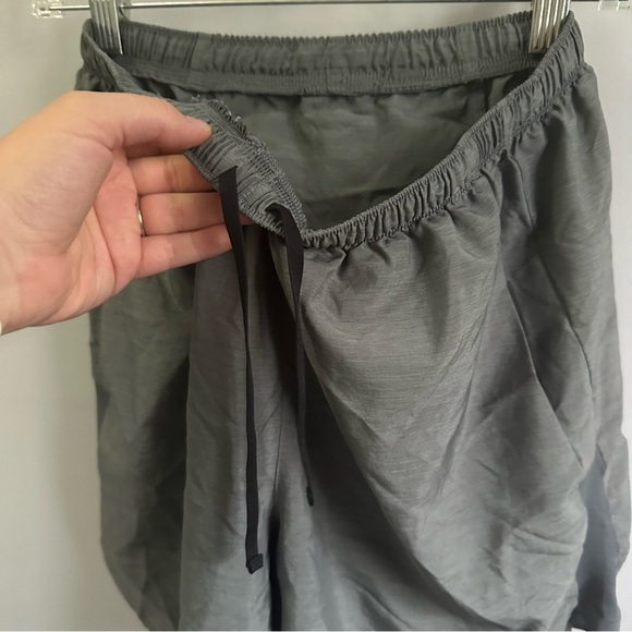 Nike Athletic Shorts in Forest Green Medium | Drawstring Loose Fit Back Pocket - Picture 4 of 13